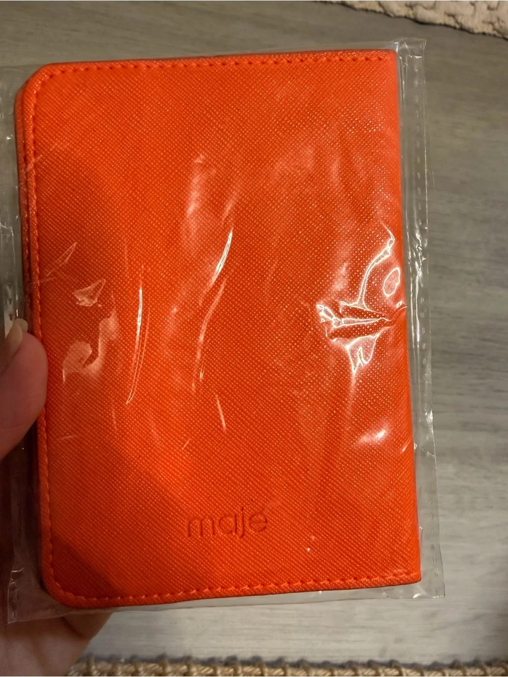 Maje Orange passports hodler/ Case - nwt
